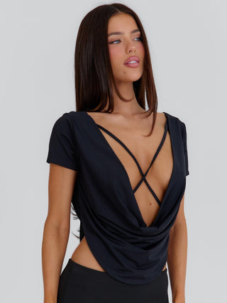 SUMMA LONGLINE TOP BLACK Crop Top 